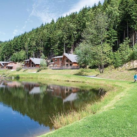 Penvale Lakes Lodges Llangollen Exterior foto