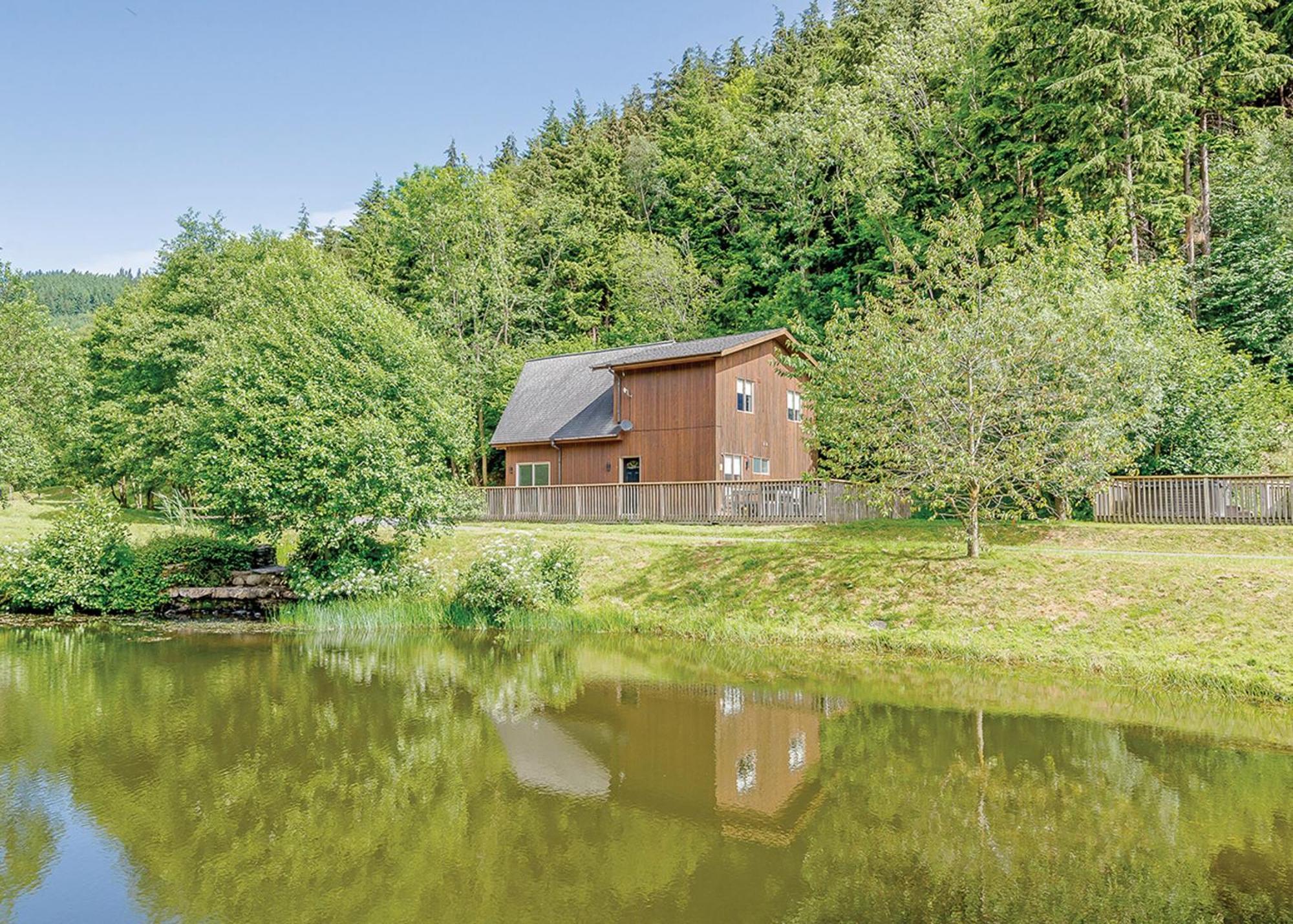 Penvale Lakes Lodges Llangollen Exterior foto