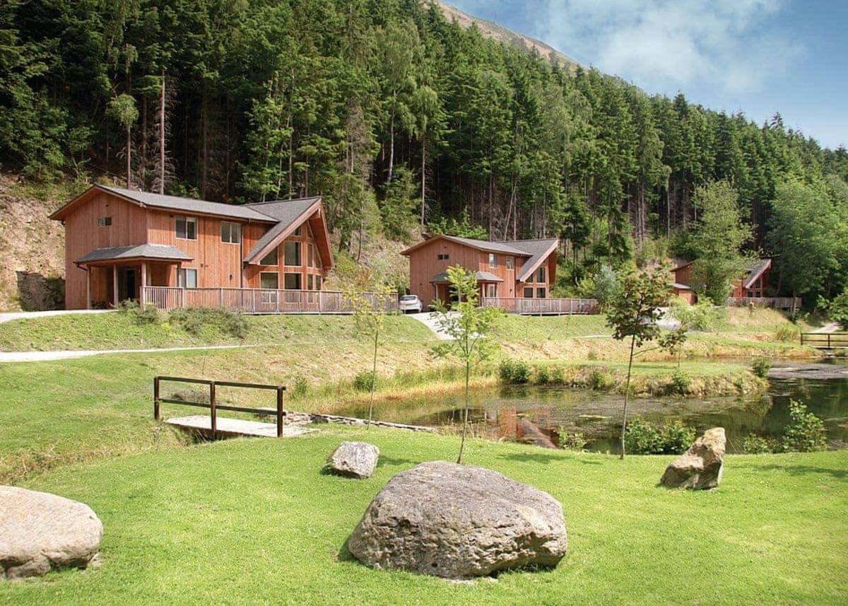 Penvale Lakes Lodges Llangollen Exterior foto